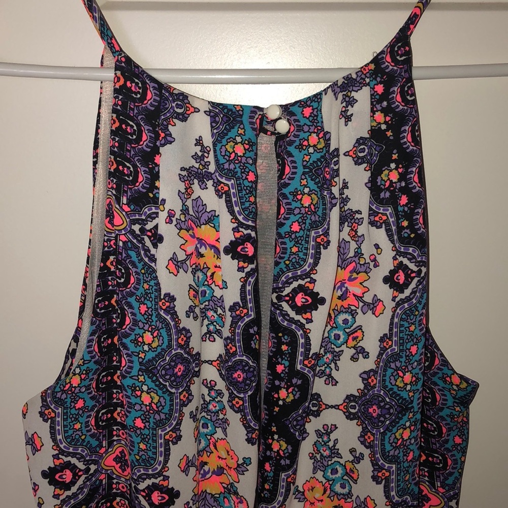 Fun Pattern Dress - Picture 3 of 4